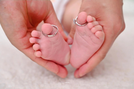 桂阳宝宝头发少缺什么